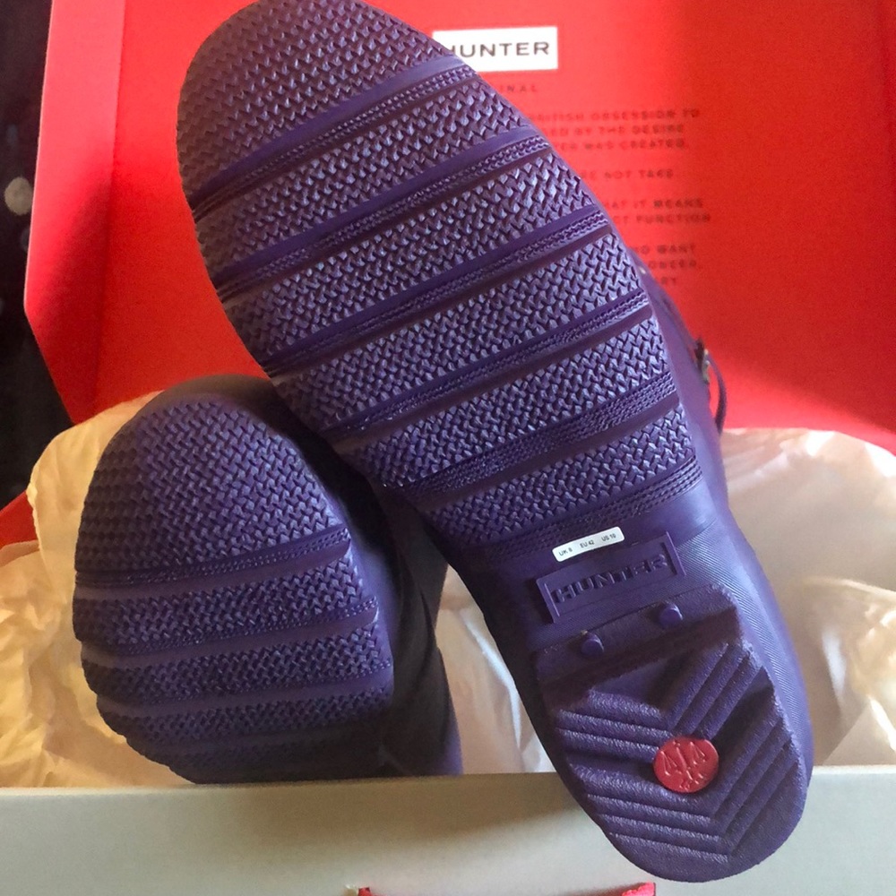 Brand new tall hunter boots - Picture 8 of 8